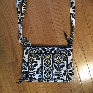 Vera cross body bag